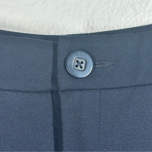 Cabi Keen Kick Flare Pants Women's 6 Navy‎ Blue Ponte Knit Ankle Crop Career - Picture 3 of 9